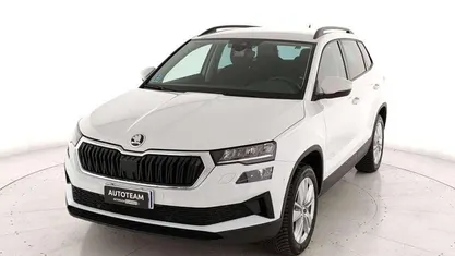 Usata 2025 Skoda Karoq Executive SUV | 32.200 € (Buon prezzo)