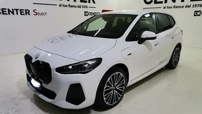Occasion BMW 225 Active Tourer Efficient Dynamics 245 ch (180 kW) 2022 Blanc Monospace