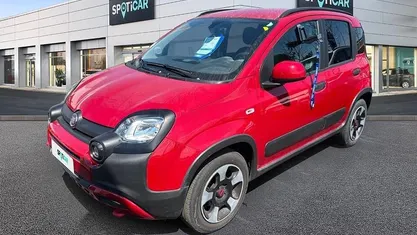 Occasion Fiat Panda Cross Cross 70 ch (51 kW) 2024 Rouge Citadine