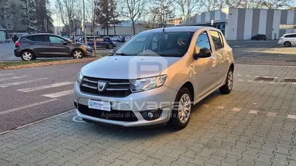 Grigio Usata 2013 Dacia Sandero Lauréate Due volumi | 4200 € (Buon prezzo)
