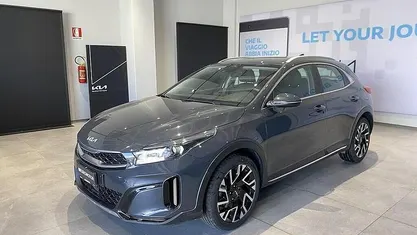 Grigio Usata 2023 Kia XCeed SUV | 20.300 € (Buon prezzo)