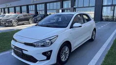 Bianco Usata 2022 Kia Rio Comfort Due volumi | 13.900 € (Buon prezzo)