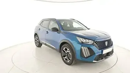 Usata Peugeot 2008 Allure 101 CV (74 kW) 2025 Blu SUV