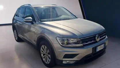 Grigio Usata 2017 VW Tiguan Business SUV | 14.980 € (Super prezzo)