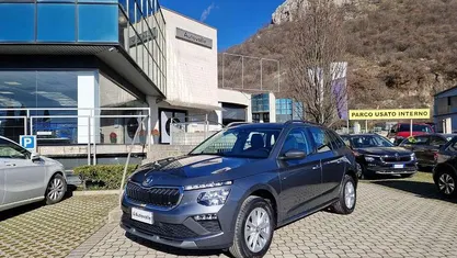 Usata Skoda Kamiq Selection 95 CV (69 kW) 2025 Grigio SUV