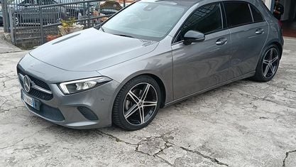 Begagnad Mercedes A200 150 HK (110 kW) 2019 Grå Sedan