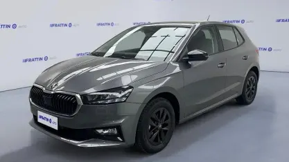Usata Skoda Fabia 95 CV (69 kW) 2025 Grigio scuro Utilitaria