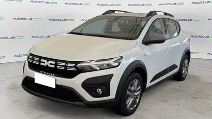 Usata Dacia Sandero Comfort 101 CV (74 kW) 2023 Bianco Utilitaria