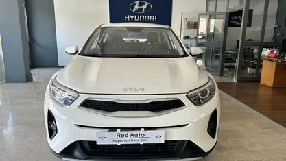 Bianco Usata 2022 Kia Stonic Urban SUV | 12.500 € (Buon prezzo)