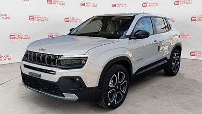 Uusi Jeep Avenger Summit 101 HP (74 kW) 2025 Other Katumaasturi