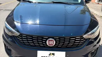 Usata Fiat Tipo Easy 120 CV (88 kW) 2018 Bluazzurro Berlina