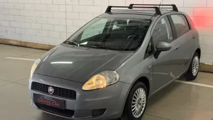 Usata Fiat Grande Punto Dynamic 77 CV (56 kW) 2008 Grigio Utilitaria