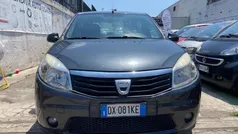 Nero Usata 2009 Dacia Sandero Due volumi | 2500 € (Ottimo prezzo)