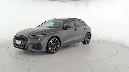 Usata Audi S3 Design 310 CV (228 kW) 2022 Grigio daytona perlato Berlina