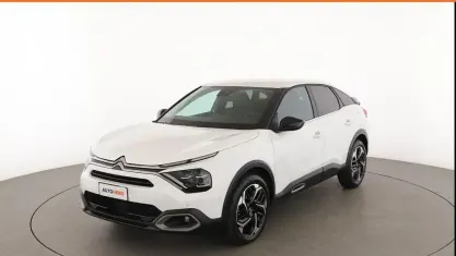 Begagnad Citroën C4 Shine 131 HK (96 kW) 2022 Vit Sedan