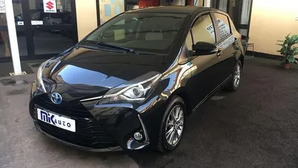 Usata Toyota Yaris Hybrid Active 73 CV (53 kW) 2017 Berlina