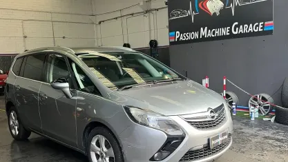 Usata Opel Zafira Tourer 150 CV (110 kW) 2015 Bianco Monovolume