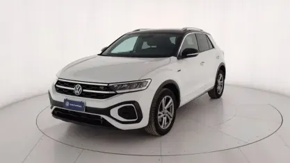 Usata VW T-Roc R-line 150 CV (110 kW) 2023 Bianco pastello SUV
