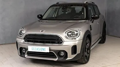 Gray Usata 2023 Mini Cooper Countryman Essential SUV | 23.890 € (Ottimo prezzo)