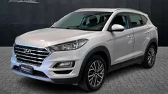 Grigio chiaro metallizzato Usata 2018 Hyundai Tucson SUV | 17.450 € (Buon prezzo)