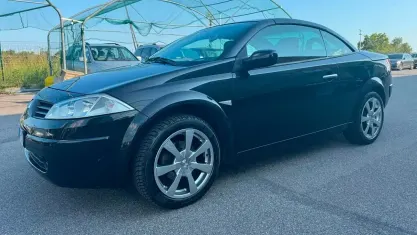 Usata Renault Mégane Cabriolet Exception 131 CV (96 kW) 2006 Nero Cabrio