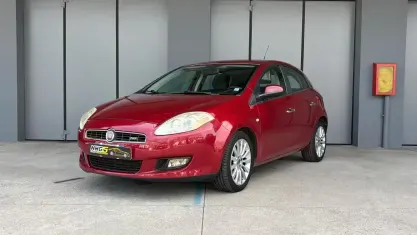 Usata Fiat Bravo Emotion 120 CV (88 kW) 2008 Rosso Utilitaria
