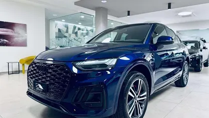 Usata Audi Q5 Sportback S-Line 207 CV (152 kW) 2021 Blu SUV