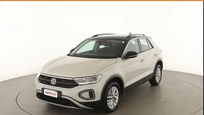 Usata VW T-Roc Life 110 CV (80 kW) 2022 Bianco SUV