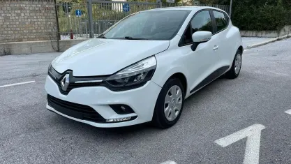 Usata Renault Clio IV Life 75 CV (55 kW) 2018 Bianco Berlina