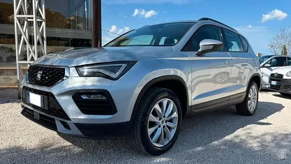 Usata Seat Ateca 150 CV (110 kW) 2021 Grigio SUV