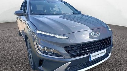 Usado Hyundai Kona 141 CV (103 kW) 2022 Gris SUV