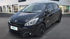 Nero Usata 2018 Peugeot 208 Active Due volumi | 9450 € (Buon prezzo)