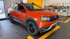 Arancione Usata 2022 Dacia Duster Extreme SUV | 17.450 € (Buon prezzo)