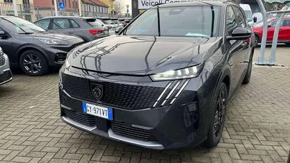 Usata 2025 Peugeot 5008 GT SUV | 29.990 € (Ottimo prezzo)