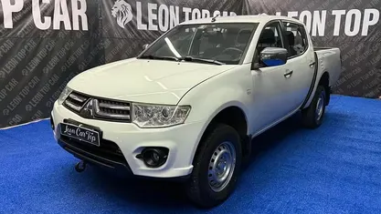 Usata Mitsubishi L200 130 CV (95 kW) 2016 Bianco Pick-up