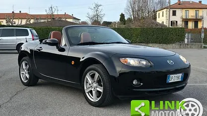 Usata Mazda MX5 126 CV (92 kW) 2008 Cabrio