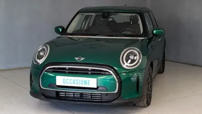 Usata Mini Cooper Classic 136 CV (100 kW) 2023 Verde Utilitaria