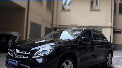 Begagnad Mercedes GLA180 109 HK (80 kW) 2018 Svart SUV