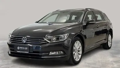Usata VW Passat Business 150 CV (110 kW) 2019 Grigio Station wagon