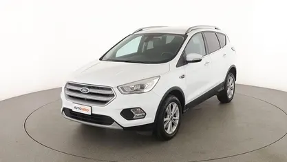 Usata Ford Kuga Titanium 120 CV (88 kW) 2017 Bianco SUV