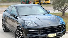 Usata 2023 Porsche Cayenne SUV | 109.999 €