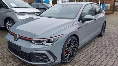 Usata VW Golf VIII GTI 245 CV (180 kW) 2021 Grigio Berlina