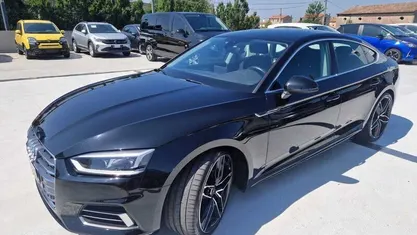 Nero Usata 2017 Audi A5 Ambiente Coupé | 26.990 € (Cara)