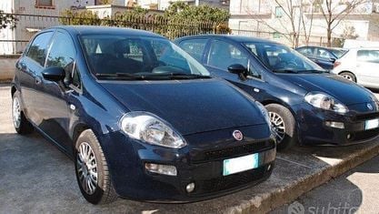Usata Fiat Punto Street 95 CV (69 kW) 2017 Blu Utilitaria