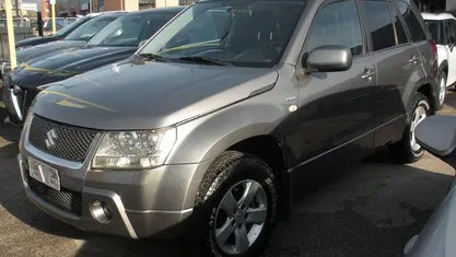 Usata 2007 Suzuki Grand Vitara SUV | 6500 € (Buon prezzo)