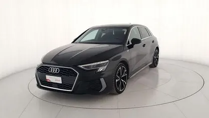 Usata 2023 Audi A3 S-Line Tre volumi | 29.500 € (Buon prezzo)