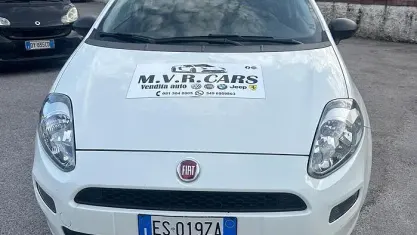 Usata Fiat Punto Easy 75 CV (55 kW) 2013 Bianco Utilitaria