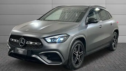 Bianco Nuova 2025 Mercedes GLA180 SUV | 47.500 € (Buon prezzo)