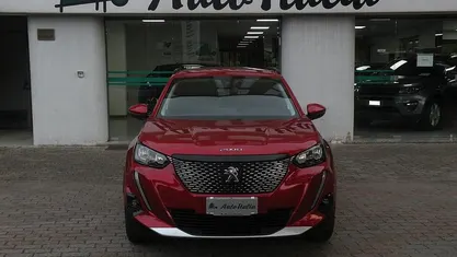 Rosso Usata 2021 Peugeot 2008 Allure SUV | 16.490 € (Cara)