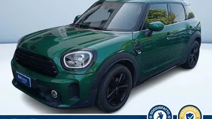 Verde metallizzato Usata 2022 Mini One D Countryman Business SUV | 22.700 € (Ottimo prezzo)